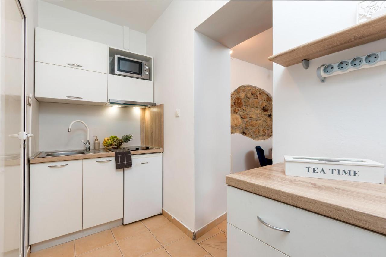 Heisenberg City Residence Pula Ngoại thất bức ảnh